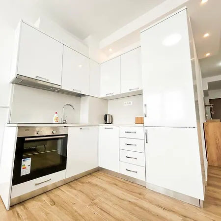 Apartment Qerret 647