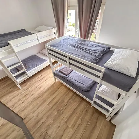 Apartment Qerret 647 Golem (Tirana)