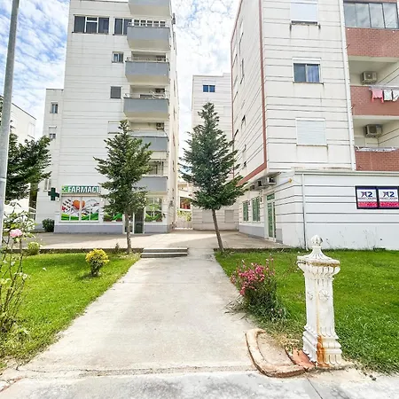 Qerret 647 Apartment